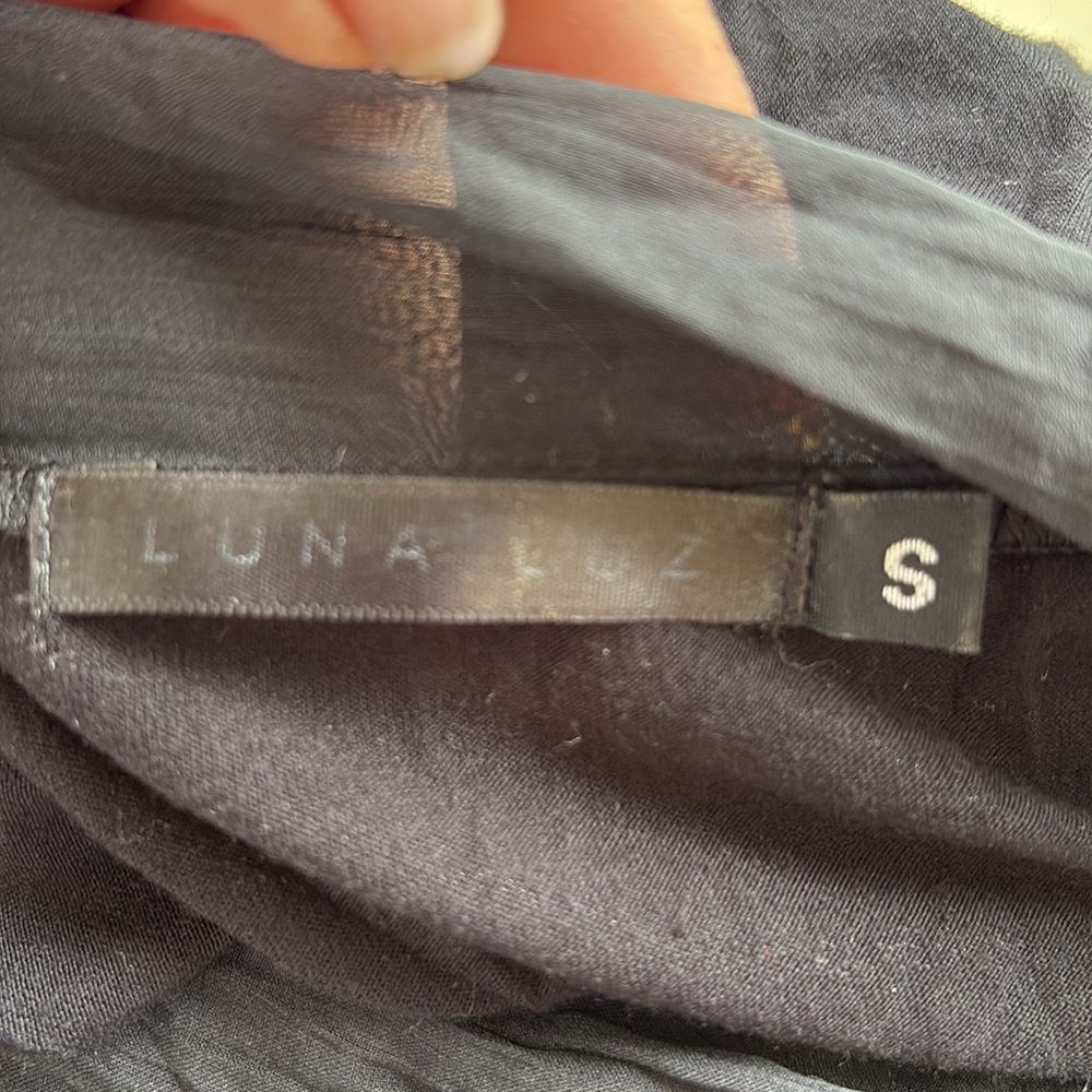 Luna Luz silk blend stunning black wrap around dress silk blend.Founded in Spain - Picture 9 of 10